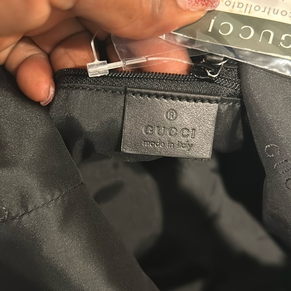 Gucci  beige Nylon Large Hobo Handbag - Picture 12 of 13